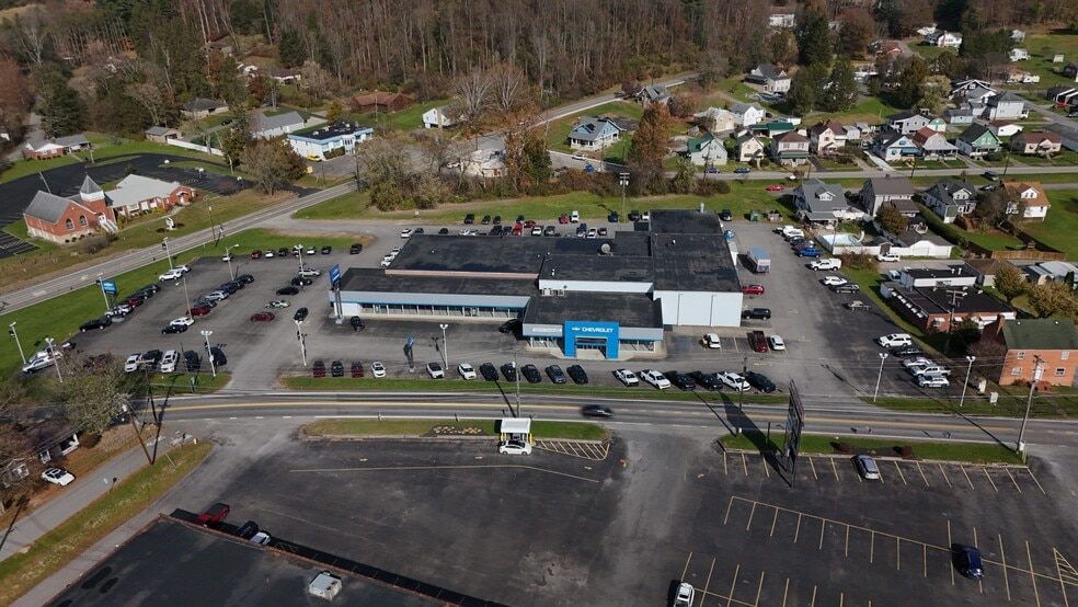 More Photos Of 1229 Country Club Mnr, Fairmont Auto Dealership For Sale