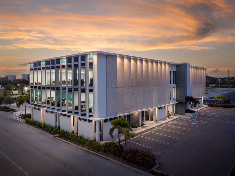 More Photos Of 314 S Missouri Ave, Clearwater Office For Lease