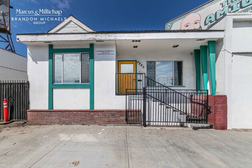 More Photos Of 4841 Crenshaw Blvd, Los Angeles General Retail For Sale