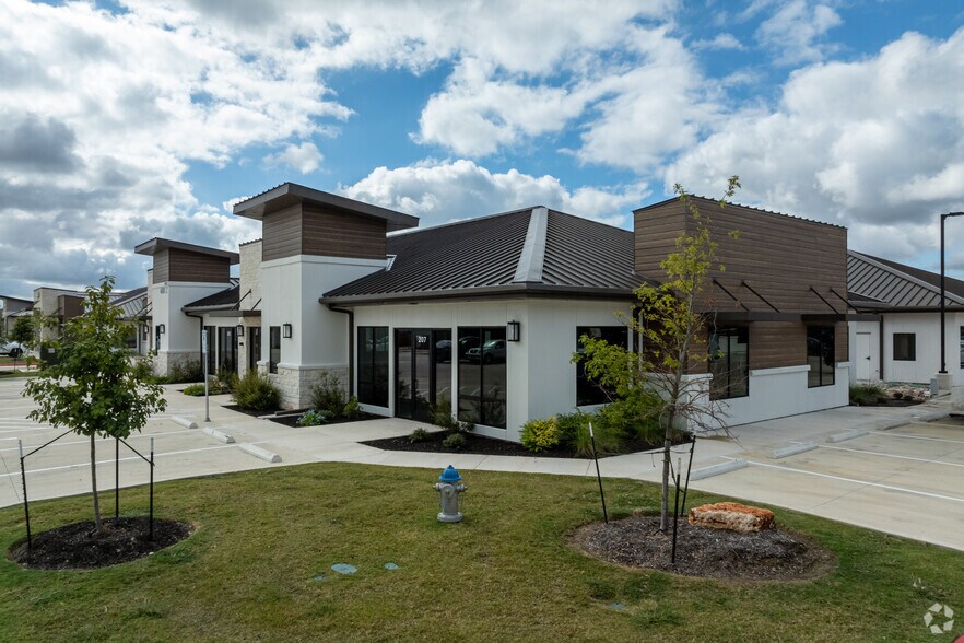 More Photos Of 4881 Williams Dr, Georgetown Medical For Lease