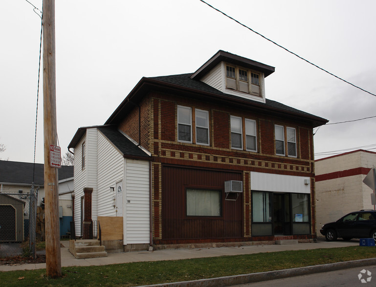 Primary Photo Of 31-33 Curlew St, Rochester Warehouse For Lease