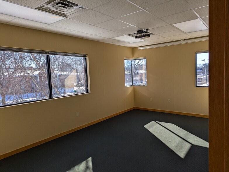 More Photos Of 4706 Cottage Grove Rd, Madison Medical For Lease