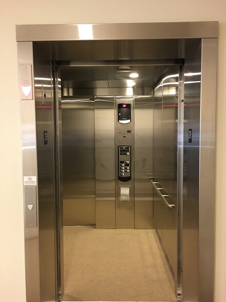 More Photos Of 4-6 Mechanic St, Natick Office For Lease