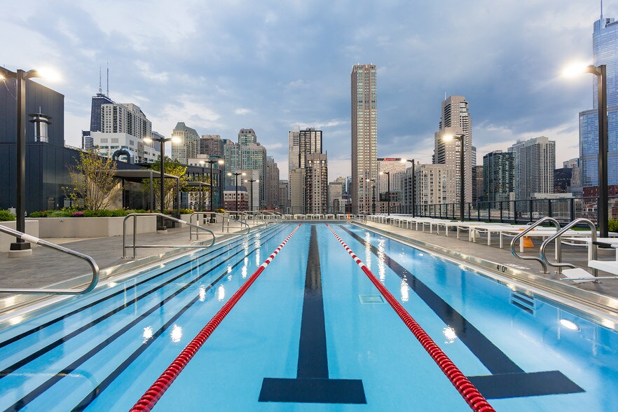 More Photos Of 637-643 N Wells St, Chicago Apartments For Lease