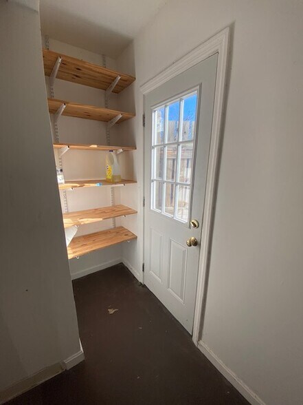 More Photos Of 833 Oregon Ave, Linthicum Heights Industrial For Sale