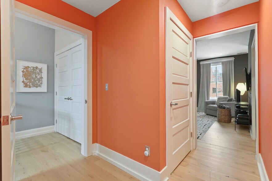 More Photos Of 1019 Cathedral St, Baltimore Office Residential For Sale