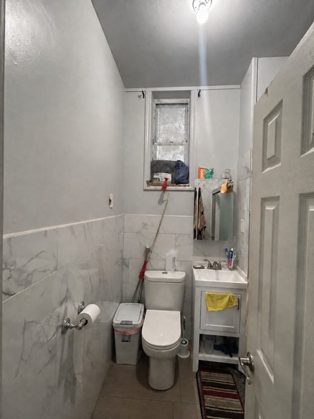 More Photos Of 661 Central Ave, Brooklyn Storefront Retail Residential For Sale
