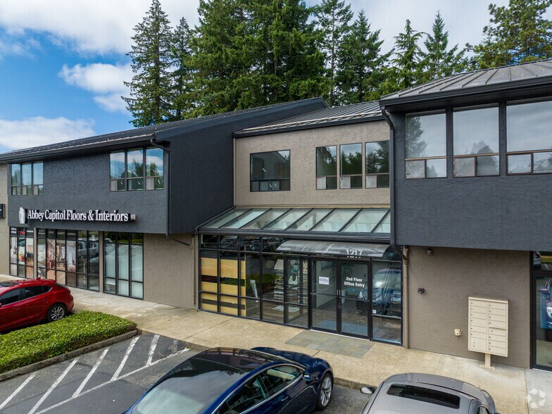 1217 Cooper Point Rd SW, Olympia, WA 98502 Storefront Retail Office