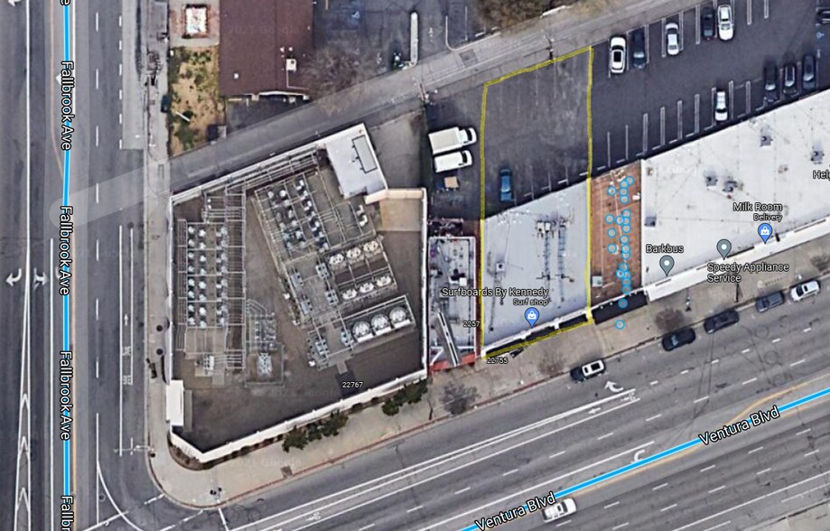 More Photos Of 22753-22755 Ventura Blvd, Woodland Hills Storefront For Lease