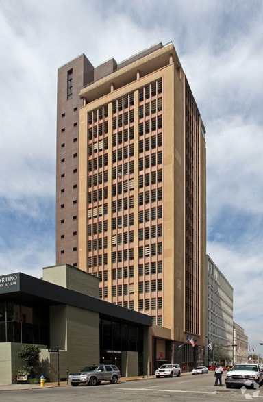 More Photos Of 61 St. Joseph St, Mobile Office For Lease