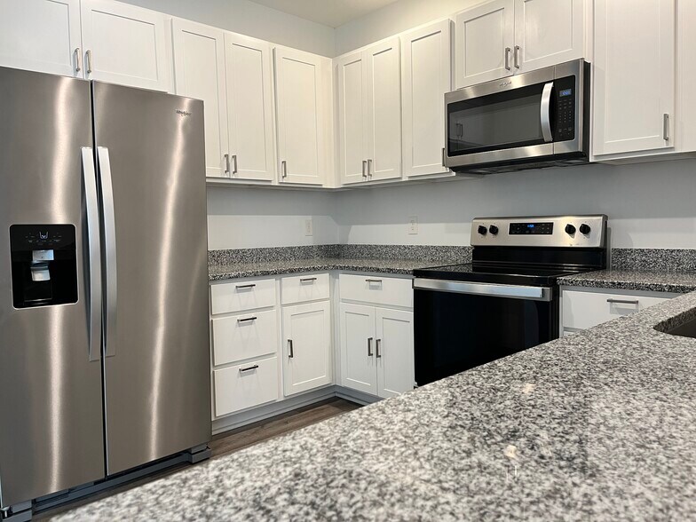 More Photos Of 1922 Wilson Ave, Saint Paul Apartments For Sale