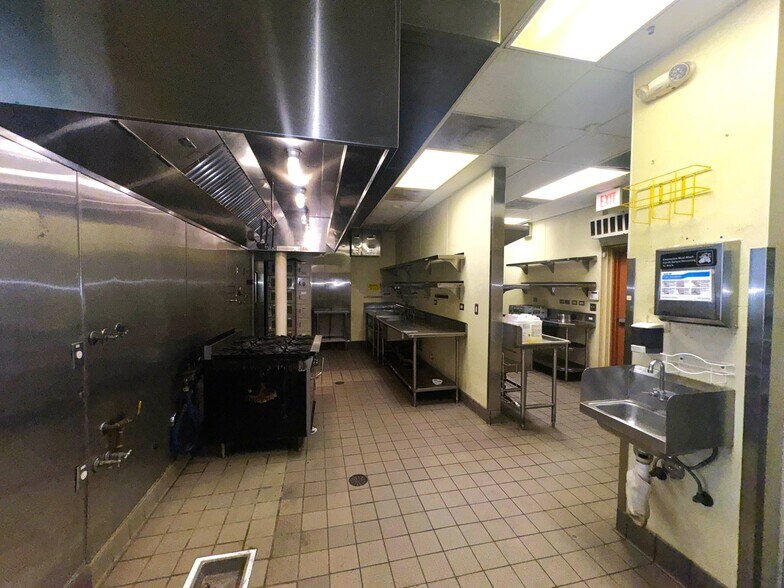 More Photos Of 3958 5th Ave, San Diego Storefront Retail Residential For Lease