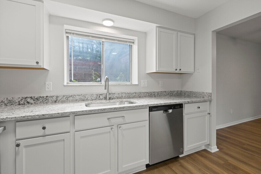 More Photos Of 811-845 N Main St, Milford Apartments For Sale
