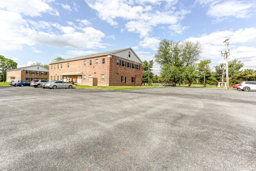 More Photos Of 704 Lisburn Rd, Camp Hill Office For Lease
