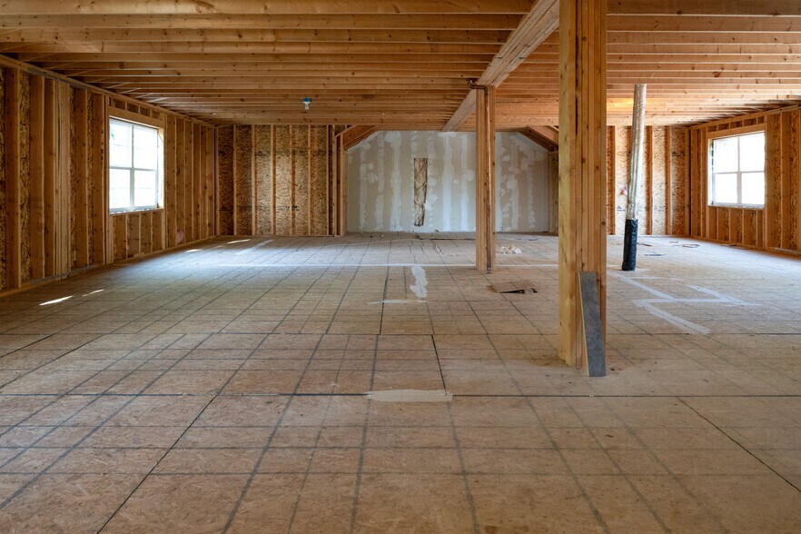 More Photos Of 435 Furnace St, Marshfield Medical For Lease