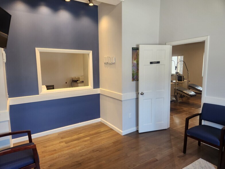 More Photos Of 5 Pond Rd, Harvard Healthcare For Sale