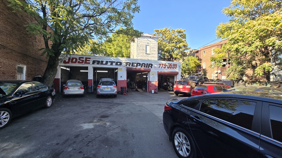 More Photos Of 422 Monroe St, Passaic Auto Repair For Sale