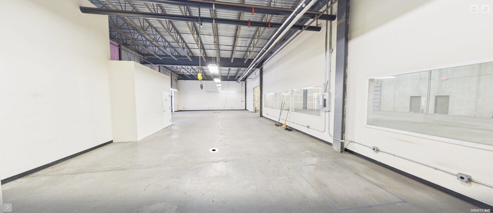 More Photos Of 105 W Dewey Ave, Wharton Warehouse For Lease