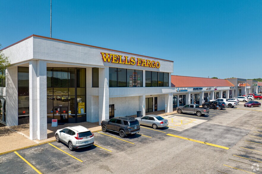 More Photos Of 7101 Hwy 71 W, Austin Unknown For Lease
