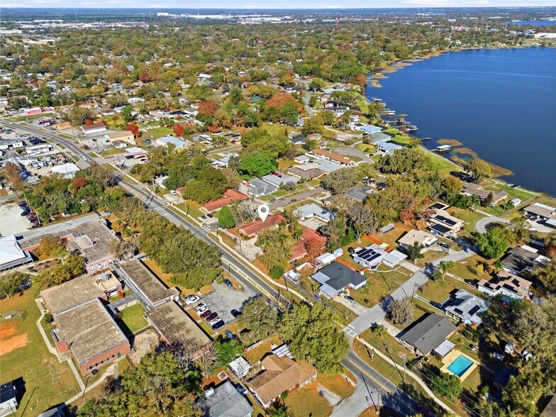 More Photos Of 2300 W Cannon Ter NW, Winter Haven Apartments For Sale