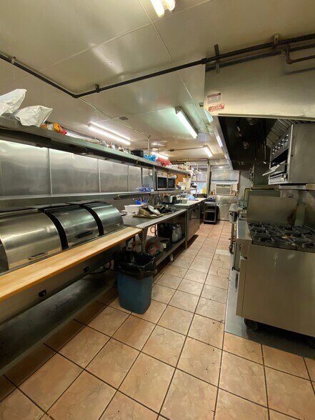 More Photos Of 3169 Eagle Valley Rd, Mill Hall Restaurant For Sale