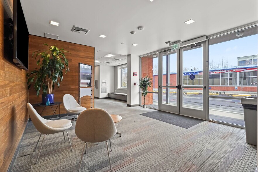 More Photos Of 1401 S Robert St, Boise Office Residential For Lease