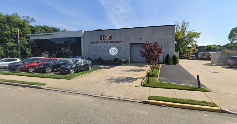 Primary Photo Of 151 Dixon Ave, Amityville Warehouse For Lease