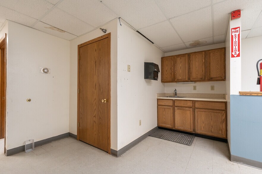 More Photos Of 310 S 26th St, Spearfish Freestanding For Sale