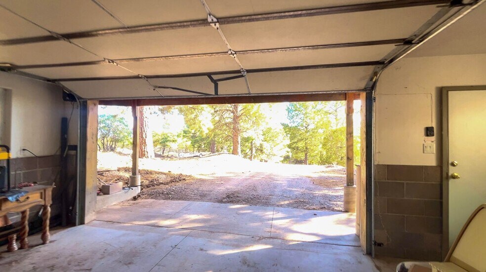 More Photos Of 2498 Silverado Ridge, Duck Creek Village Specialty For Sale