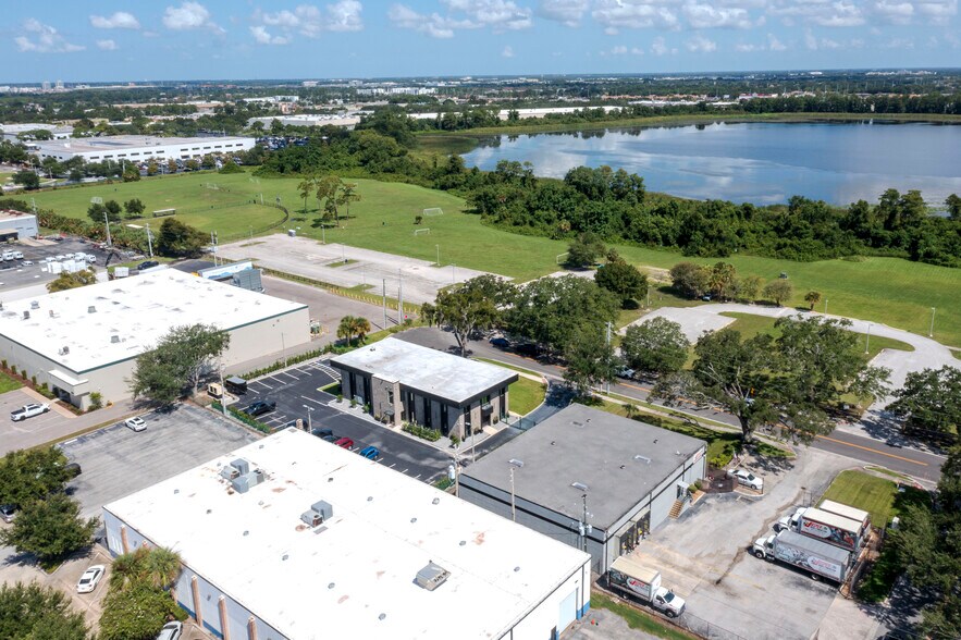 More Photos Of 7335 Lake Ellenor Dr, Orlando Office For Sale