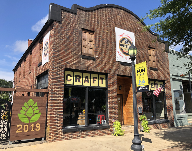 Primary Photo Of 228 S Main St, Woodruff Storefront Retail Office For Sale