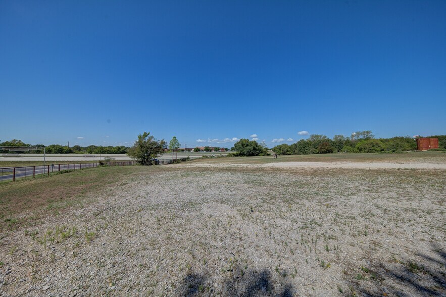 More Photos Of 0 US Highway 287, Alvord Land For Sale