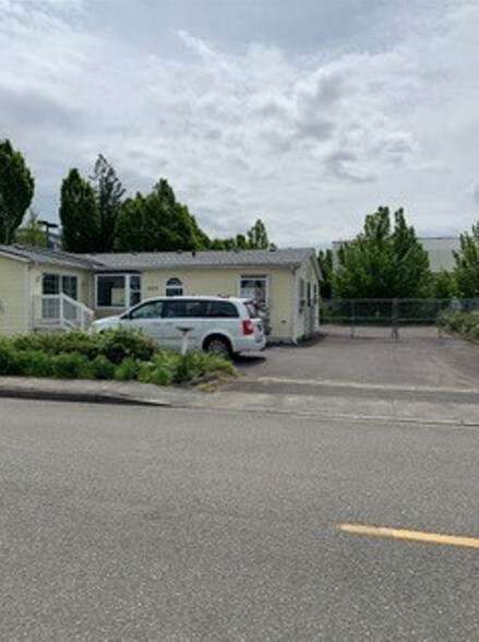 More Photos Of 6310 18th St E, Fife Office For Lease