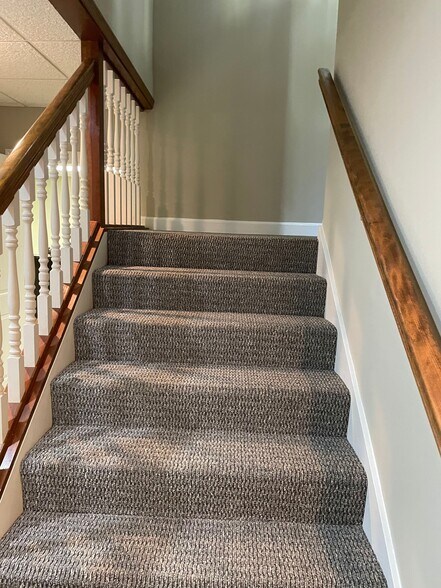 More Photos Of 1125 Cambridge Sq, Alpharetta Loft Creative Space For Sale