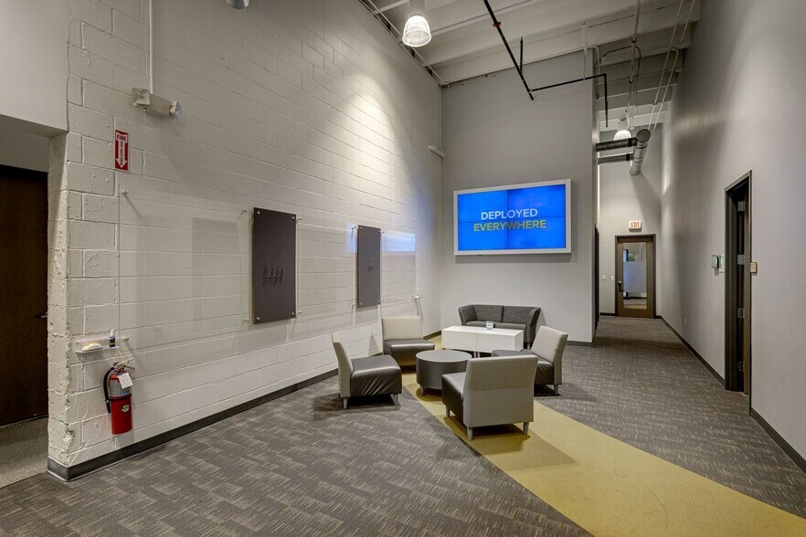 More Photos Of 2926 Kraft Dr, Nashville Light Distribution For Lease