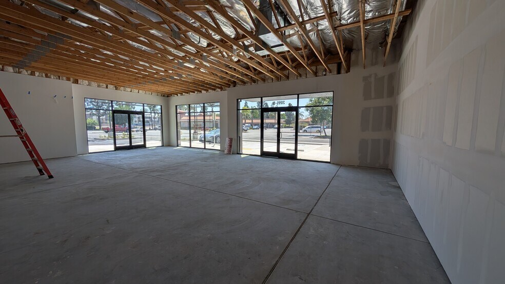 More Photos Of 2095 E Orangethorpe Ave, Placentia Fast Food For Lease
