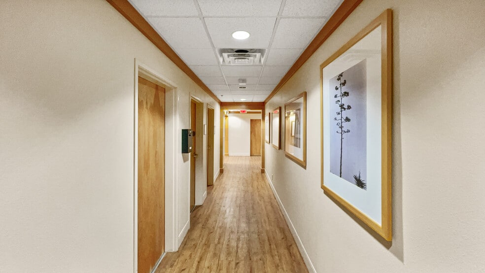 More Photos Of 6301 Mountain Vista St, Henderson Medical For Lease