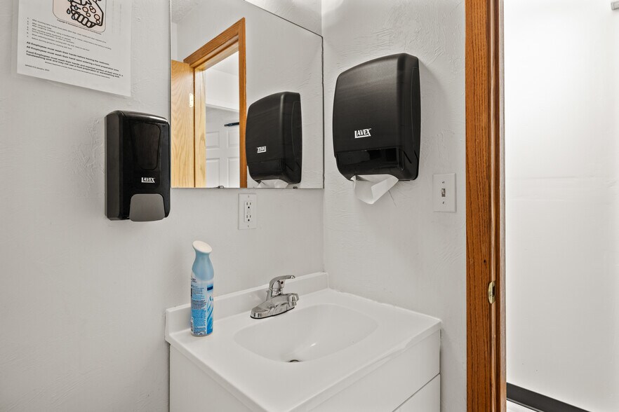 More Photos Of 1282 US Highway 2 E, Kalispell Apartments For Sale