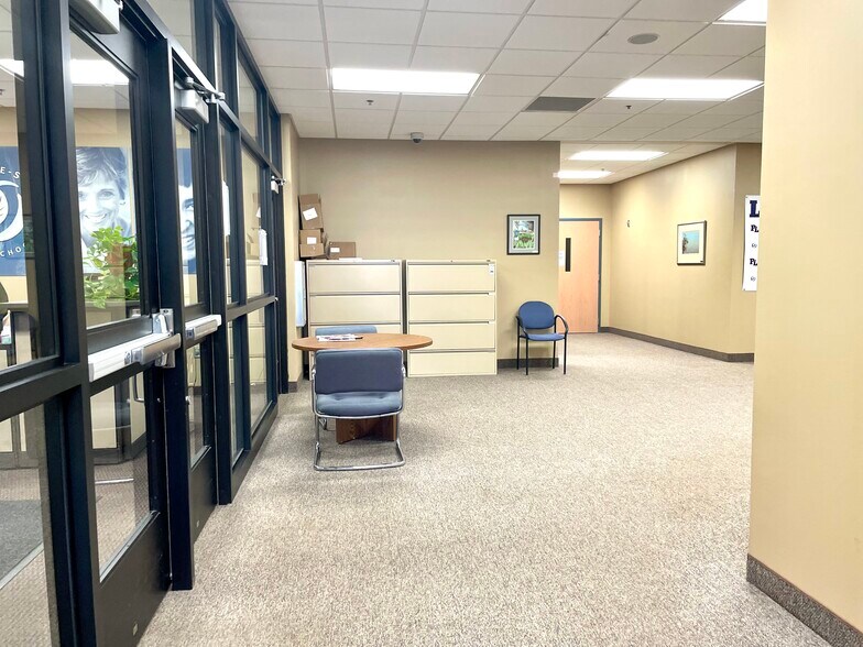 More Photos Of 4540 Tower St SE, Prior Lake Office For Sale