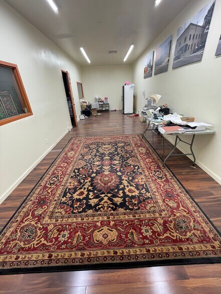 More Photos Of 3408 Park Ave, Bronx Warehouse For Lease