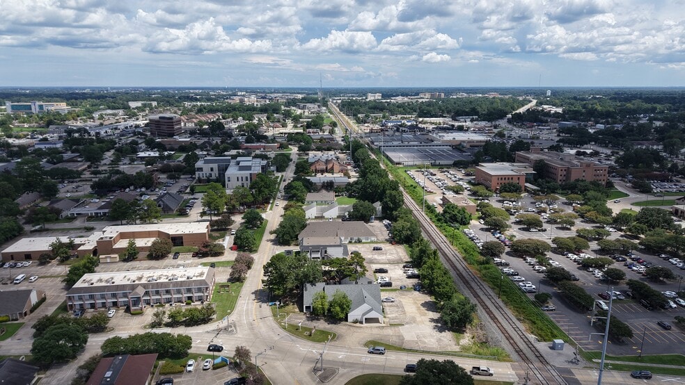 More Photos Of 7423 Picardy Ave, Baton Rouge Medical For Lease