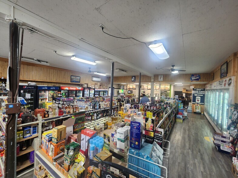 More Photos Of 125 W Mesick Ave, Mesick Convenience Store For Sale
