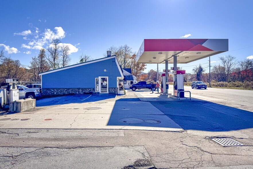 Primary Photo Of 282 River Rd, Richmond Service Station For Sale