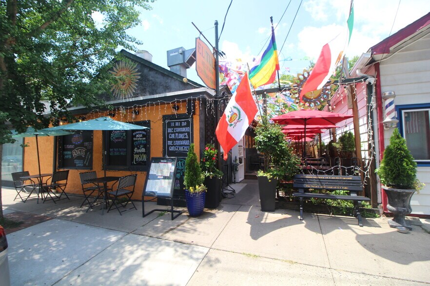 More Photos Of 49 N Main St, Lambertville General Retail For Sale