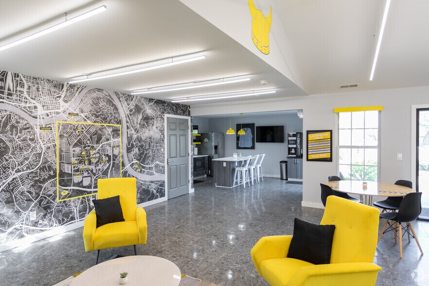 More Photos Of 100 Meadow Trail Dr, Highland Heights Apartments For Sale