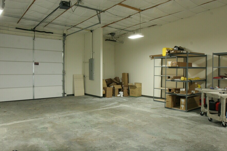 More Photos Of 4684-4688 W Chinden Blvd, Boise Freestanding For Lease