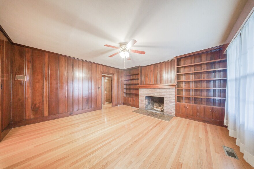 More Photos Of 1601 Missouri 72 Rt, Rolla Hospitality For Sale