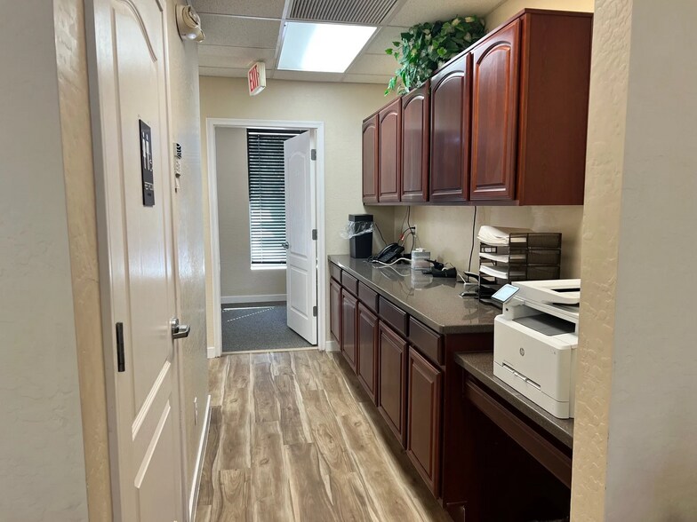 More Photos Of 7165 E University Dr, Mesa Office For Sale