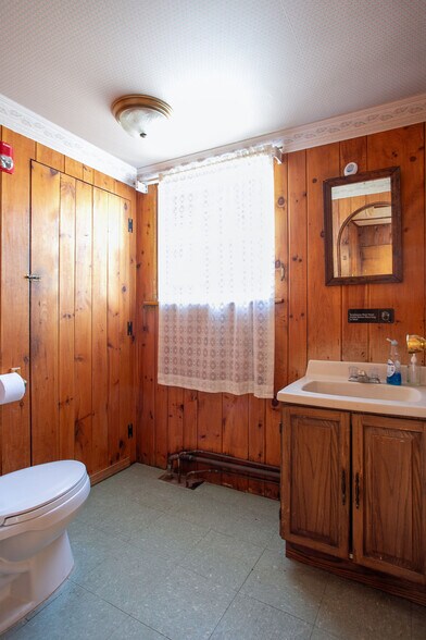 More Photos Of 227 Egremont Plain Rd, North Egremont Office For Sale