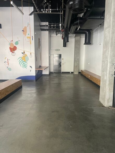 More Photos Of 424 W Pico Blvd, Los Angeles Apartments For Lease